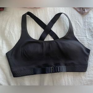 Like new, Lululemon sports bra